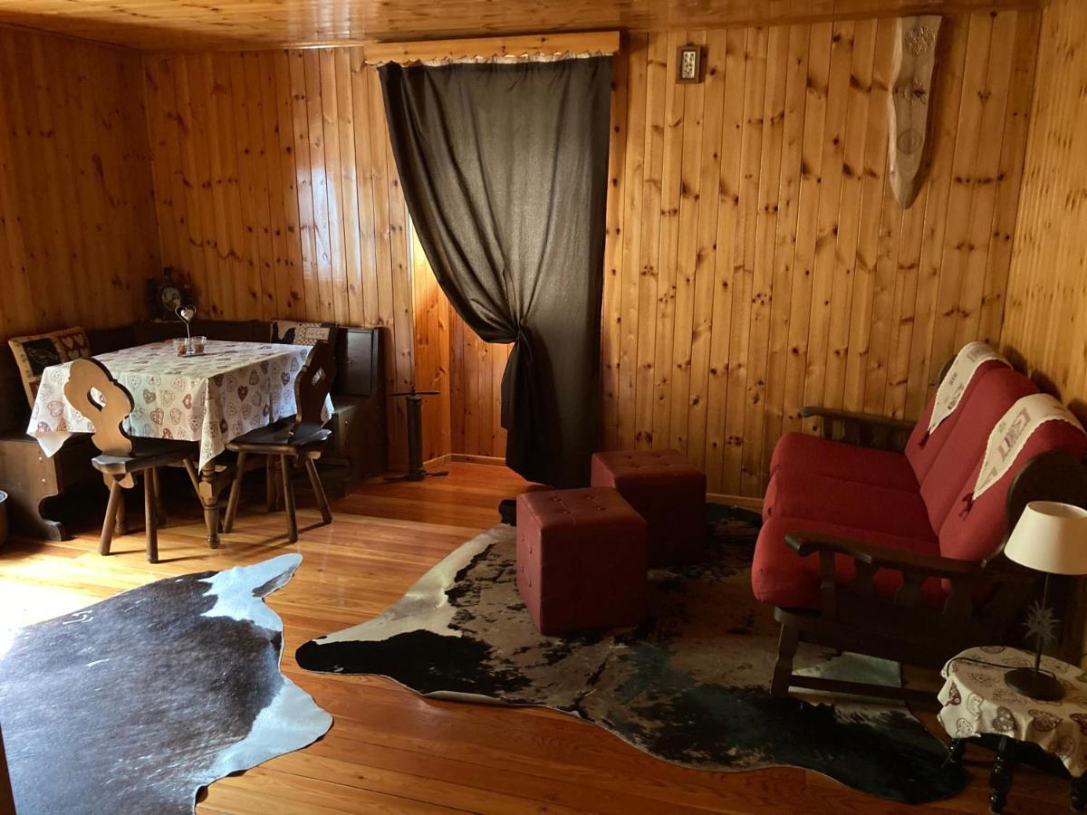 B&B Maison Vallomy Lillianes Εξωτερικό φωτογραφία