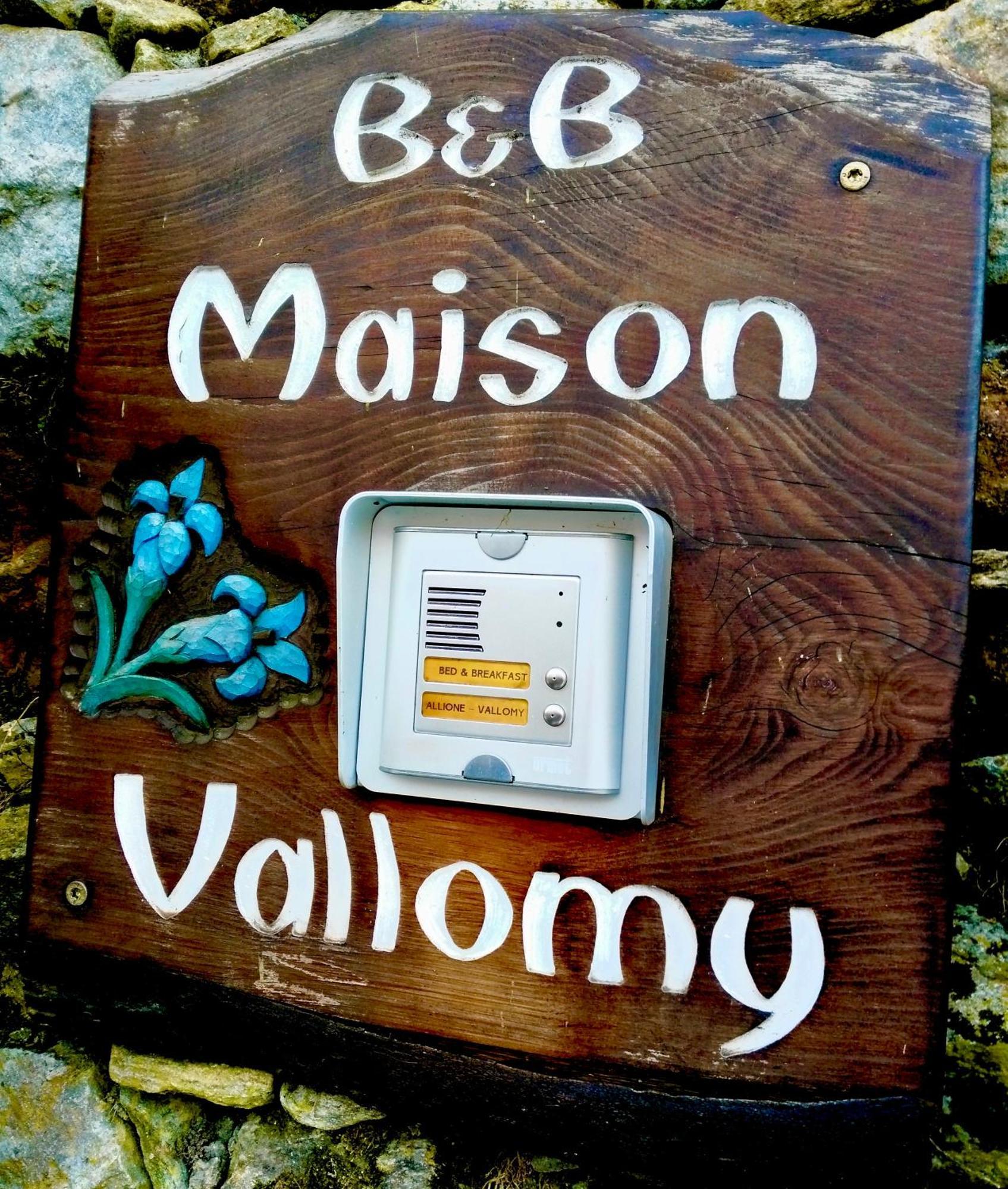 B&B Maison Vallomy Lillianes Εξωτερικό φωτογραφία